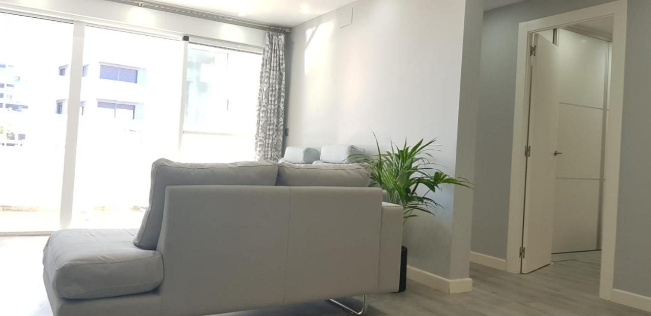 Nautilus Apartment Torrevieja Exterior photo