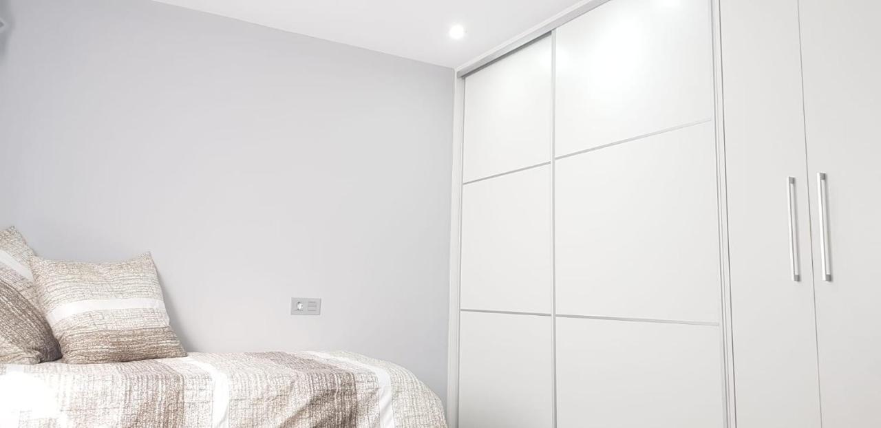 Nautilus Apartment Torrevieja Exterior photo