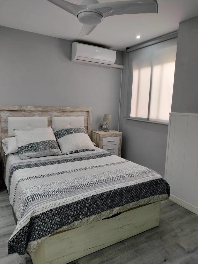Nautilus Apartment Torrevieja Exterior photo